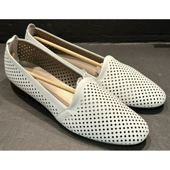 Array 'Willowy' White Nappa Leather Slip On Loafers Women's Size 12 N W/ Box - Picture 3 of 7